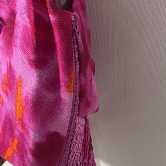 Sachin + Babi Abstract Print Pink Cropped Sleeveless Top(Size 10) - Picture 8 of 8